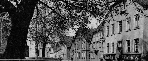 Hölty'sche Apotheke früher altes Archivfoto